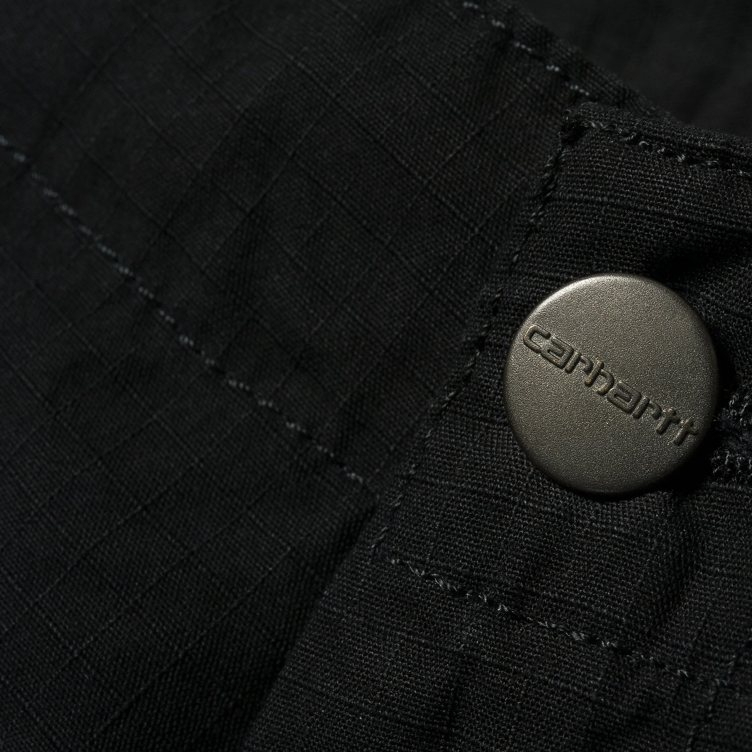 Carhartt WIP Regular Cargo Shorts - Black Rinsed - Image 4