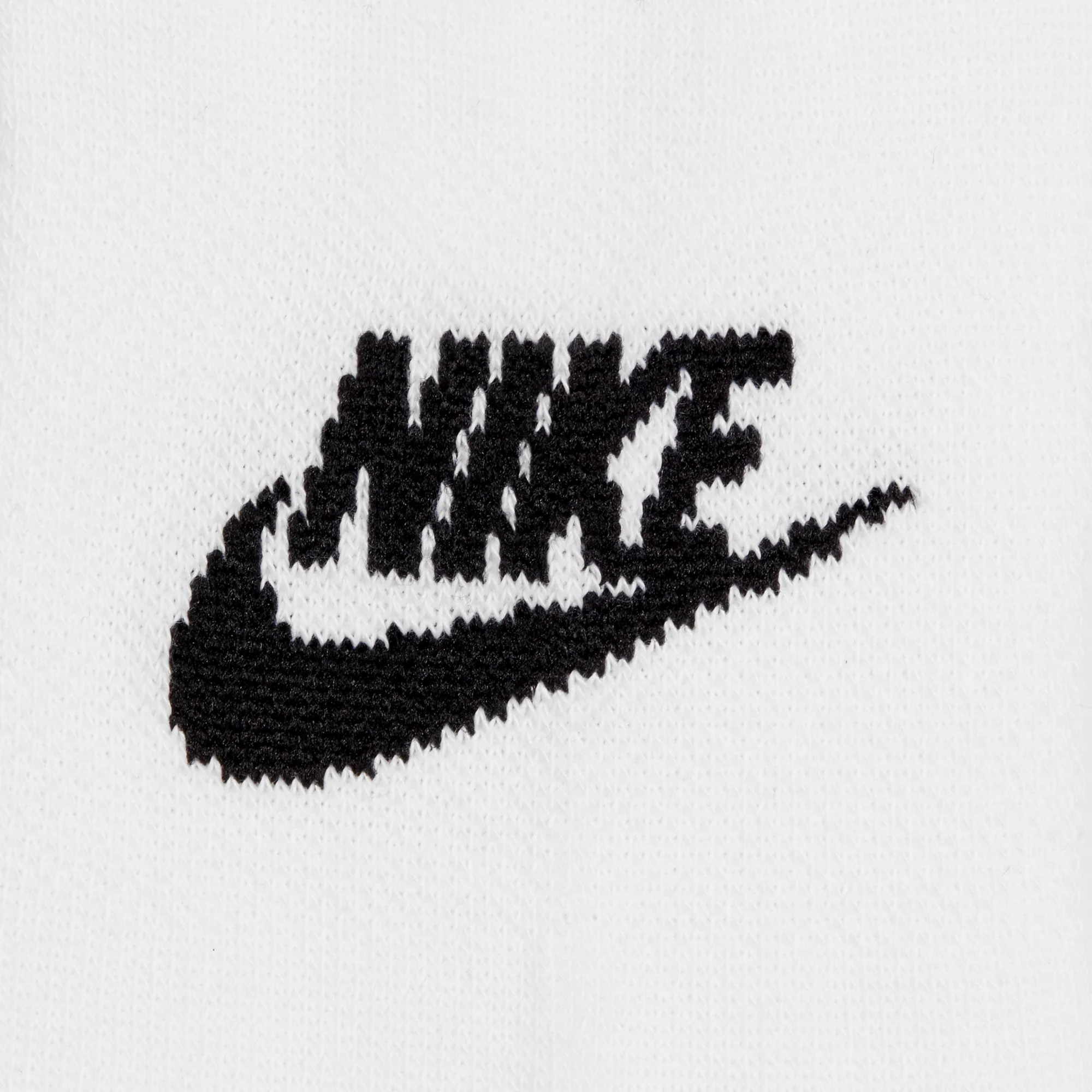 Nike Everyday Essential No Show 3 Pack Socks - White/Black - Image 4