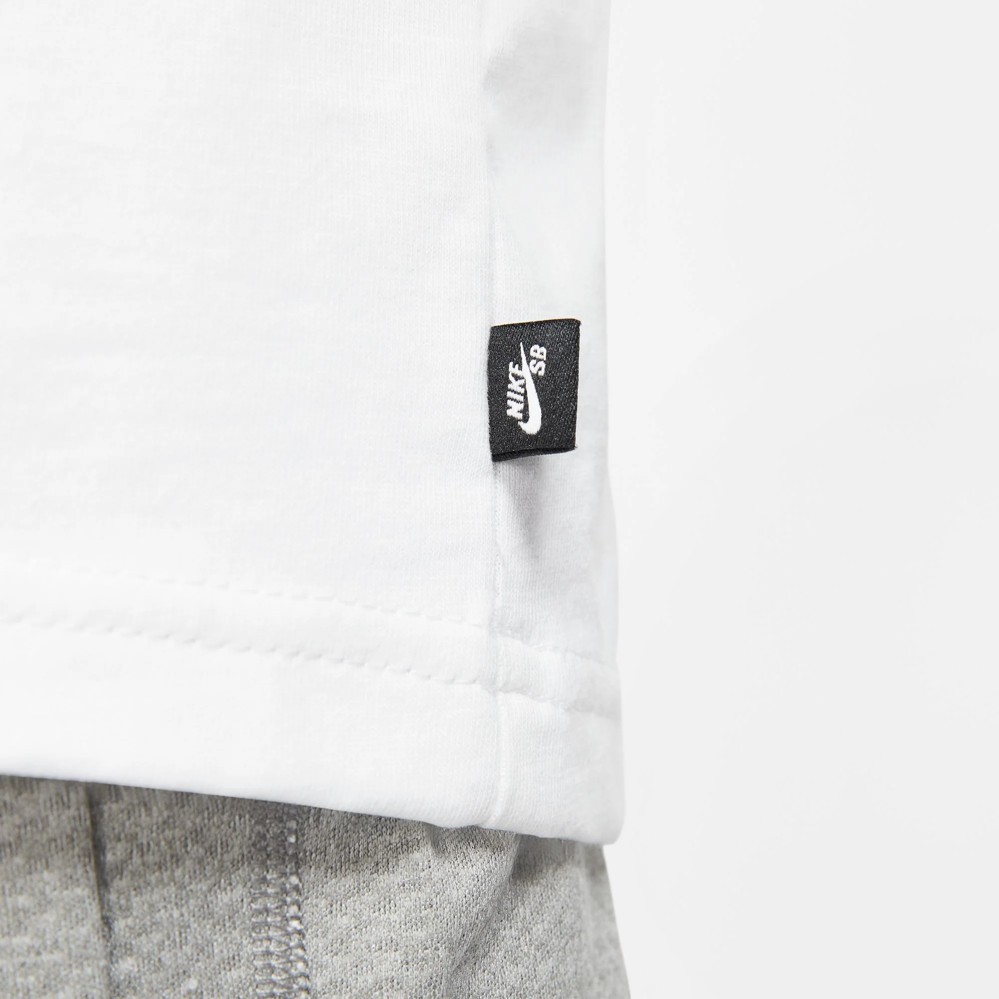 Nike SB Large Icon Logo T-shirt - White - Image 3